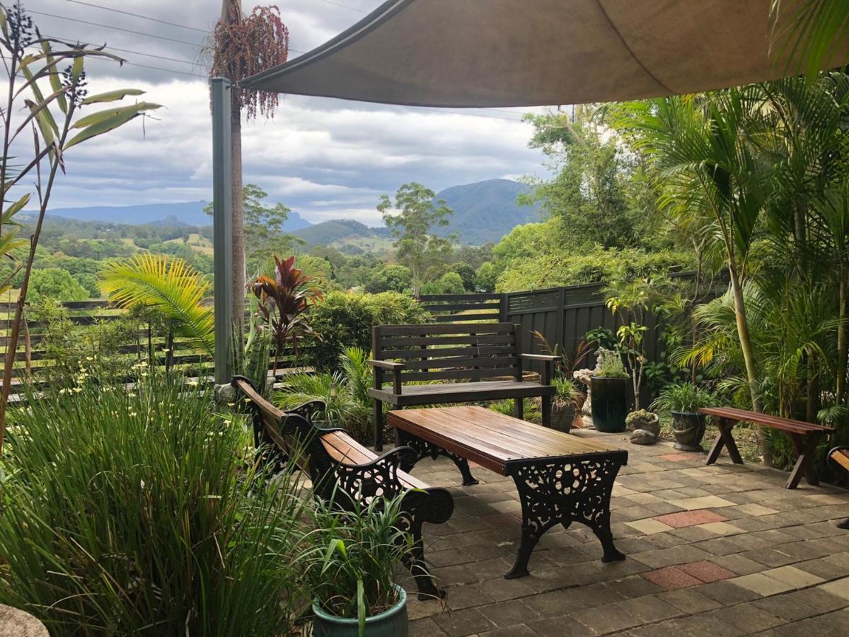 Grey Gum Lodge Nimbin Esterno foto